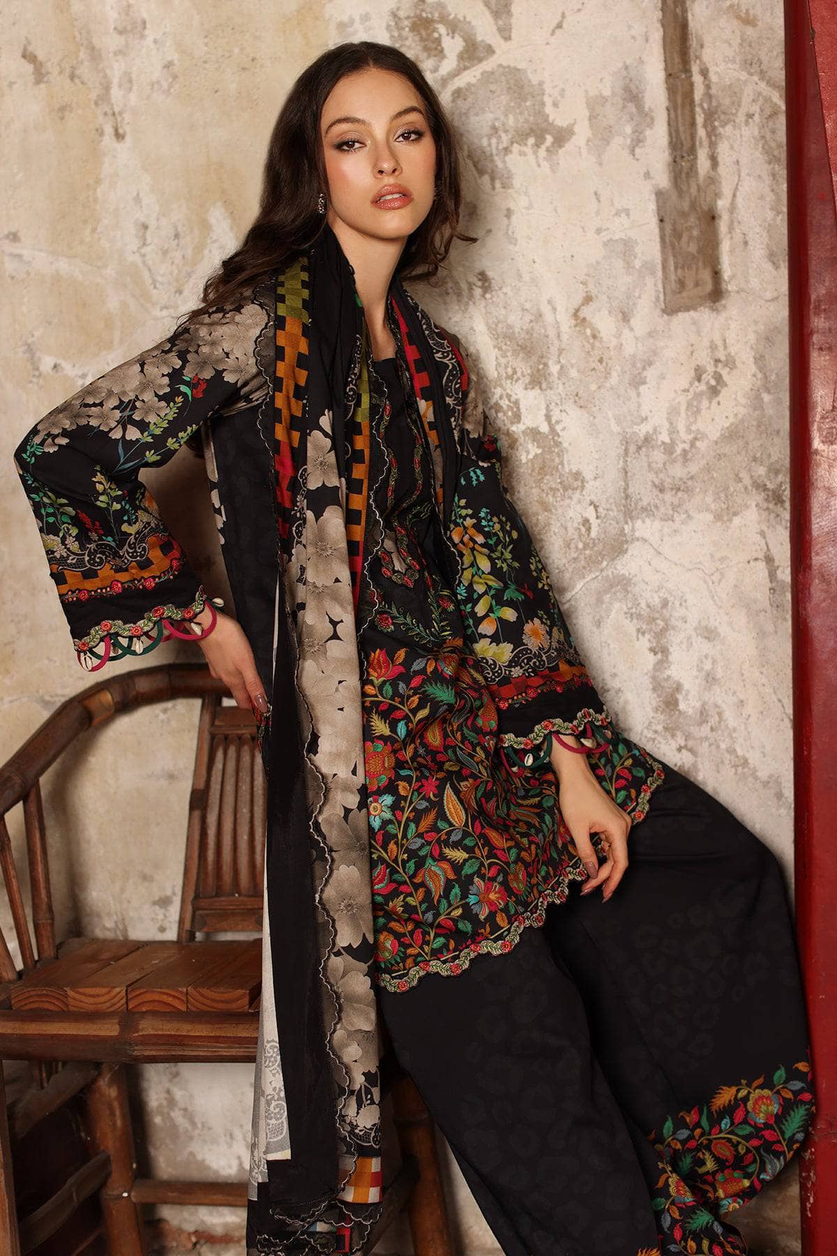 Charizma Combination Fall 26/01/Staple Shawls