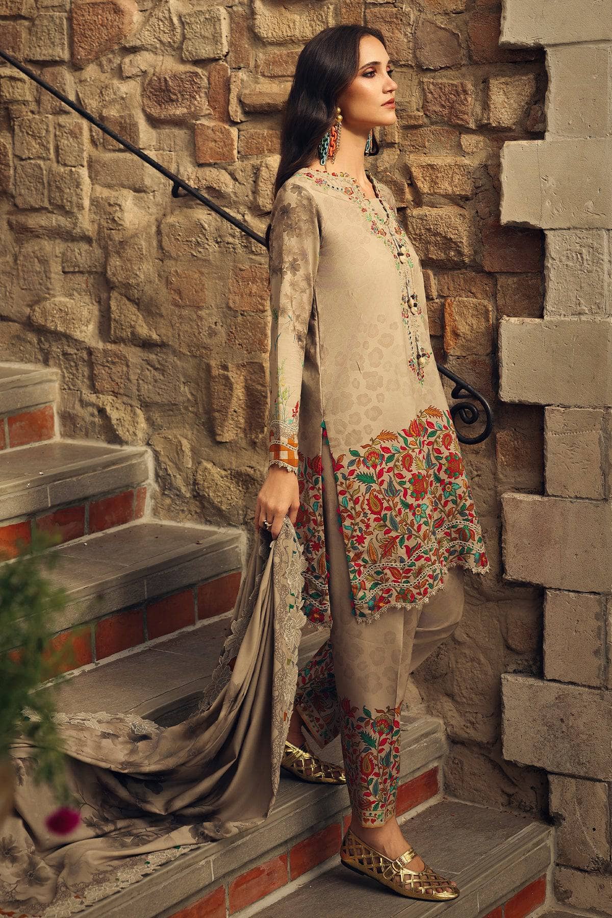 Charizma Combination Fall 26/07/Staple Shawls