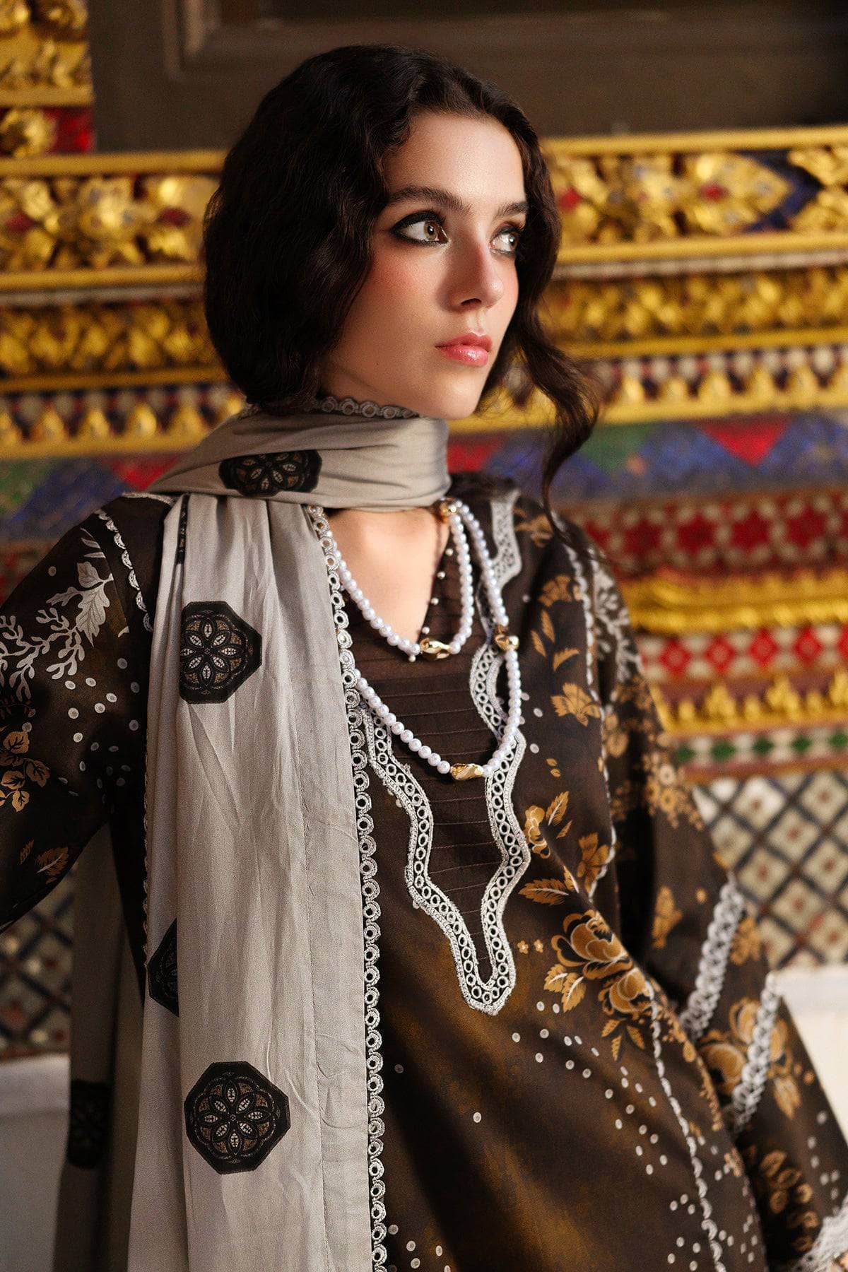 Restocked/Charizma Combination Linen/Irish Linen Shawl