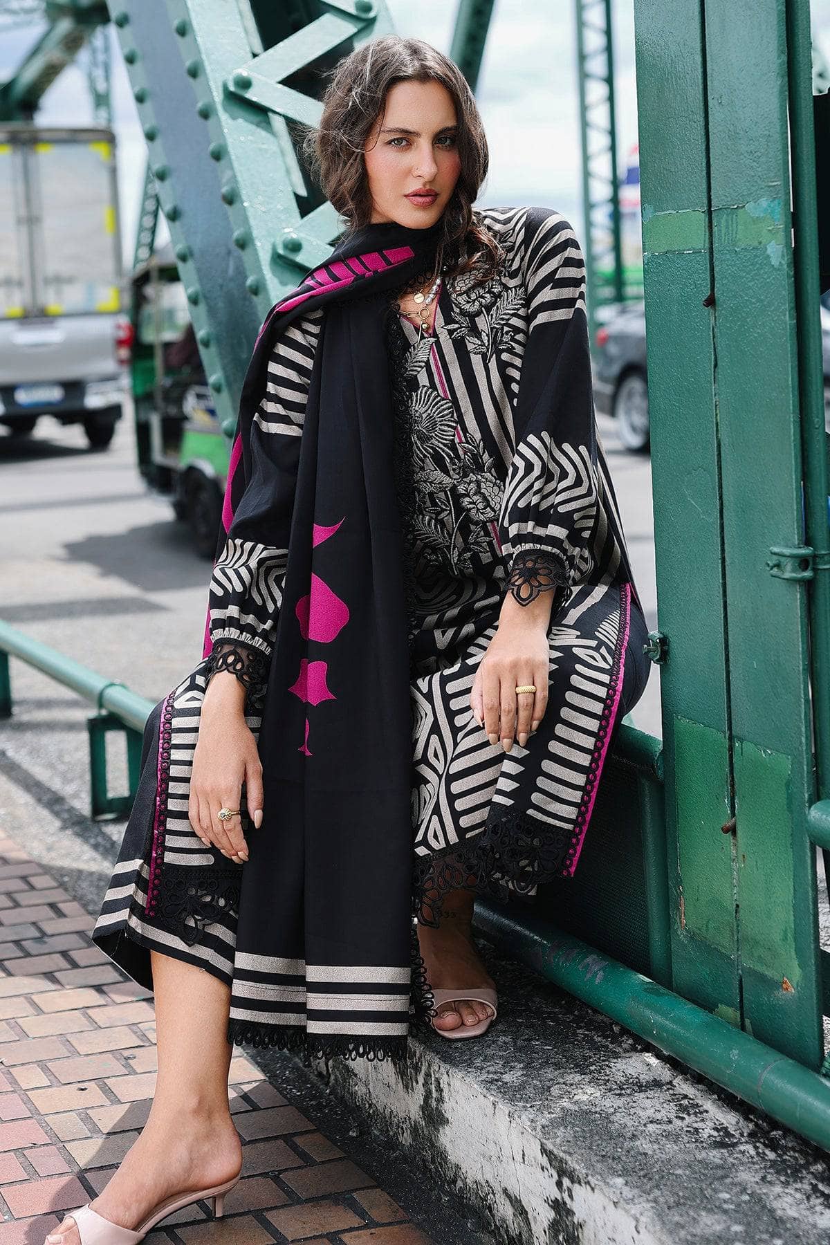 Restocked/Charizma Combination Linen/Irish Linen Shawl