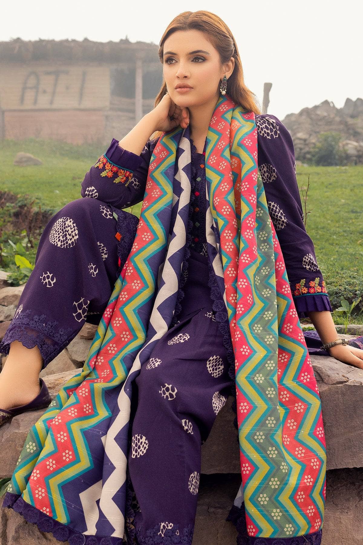 img_charizma_combination_fall_winter_awwal_boutique