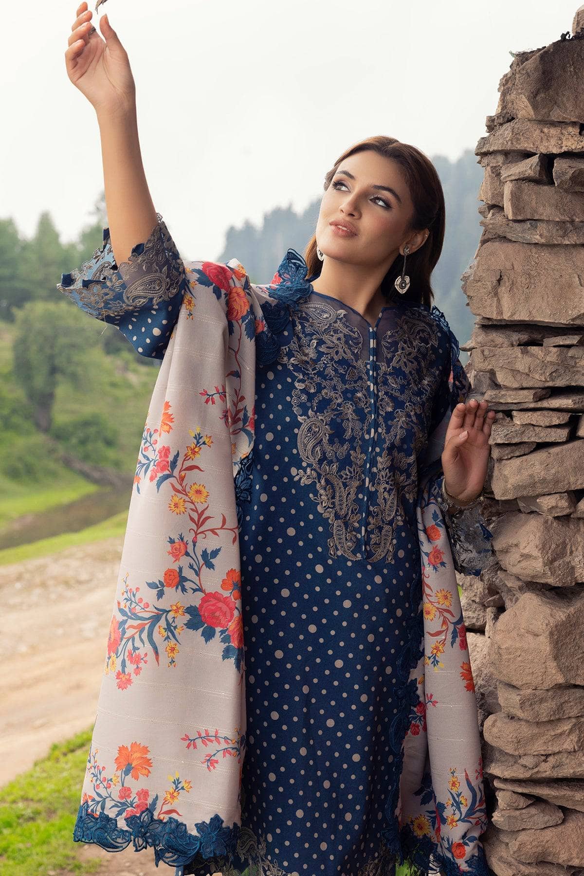 img_charizma_combination_fall_winter_awwal_boutique