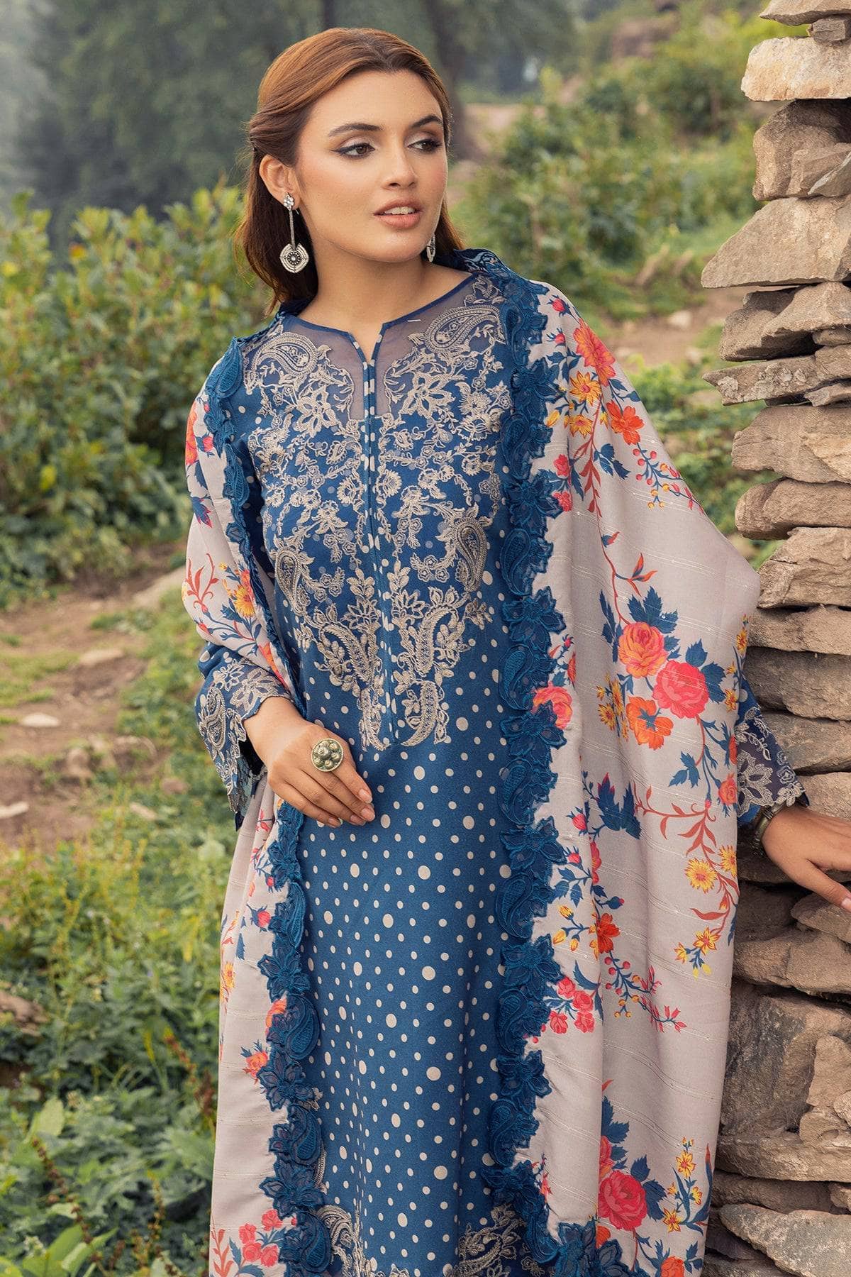 img_charizma_combination_fall_winter_awwal_boutique