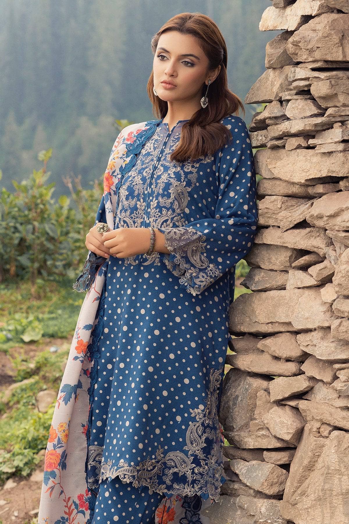 img_charizma_combination_fall_winter_awwal_boutique