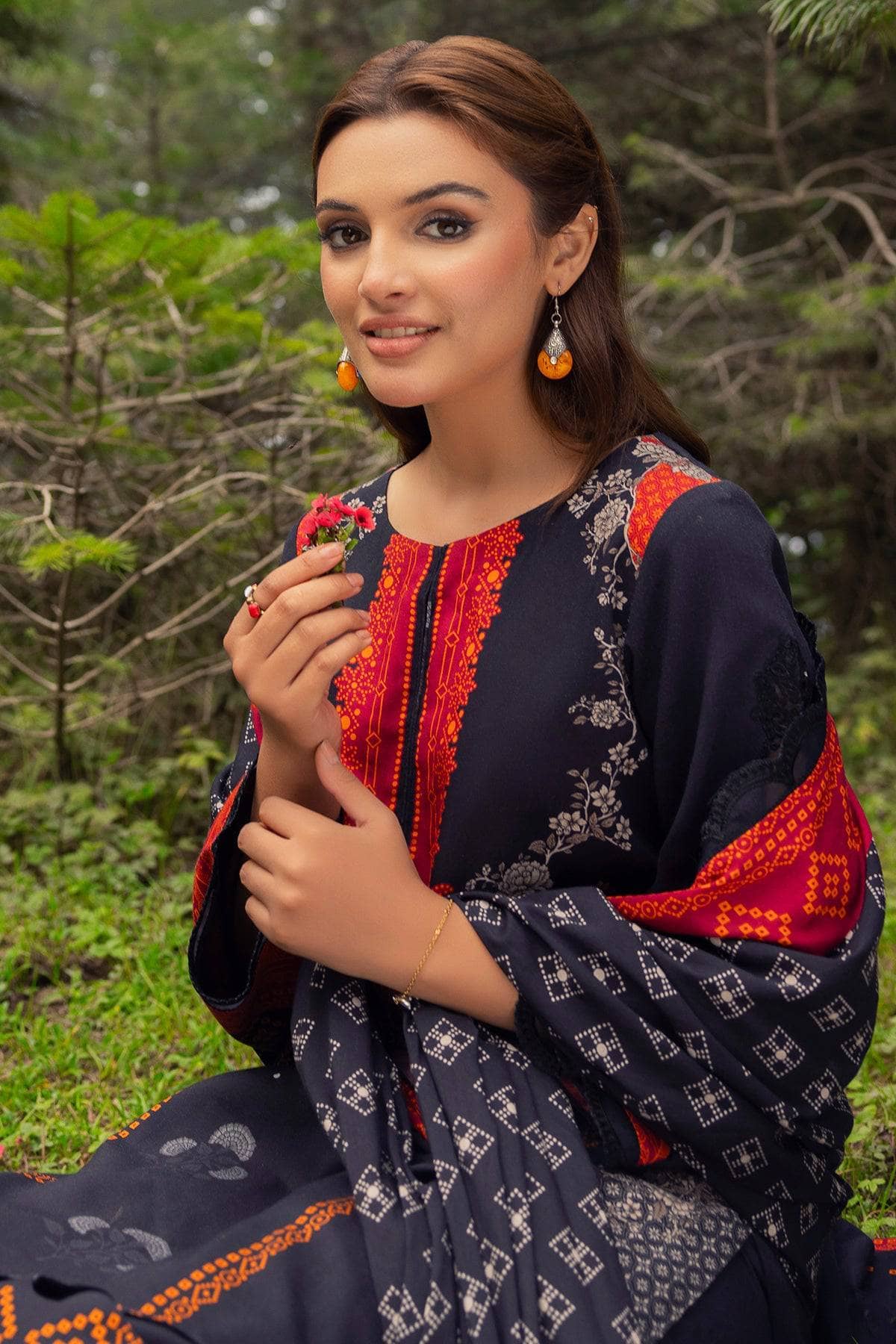 img_charizma_combination_fall_winter_awwal_boutique