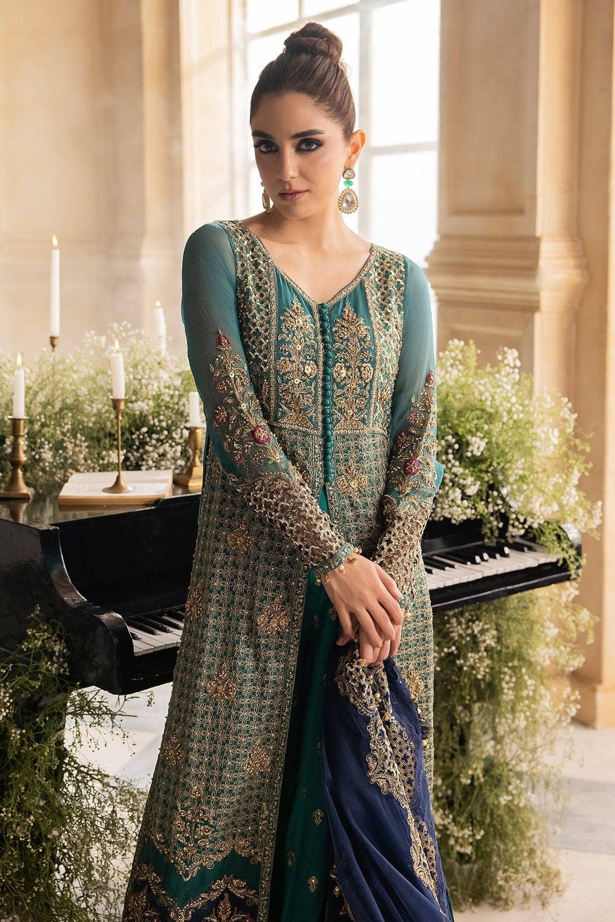 img_charizma_dastaan_e_jashan_awwal_boutique