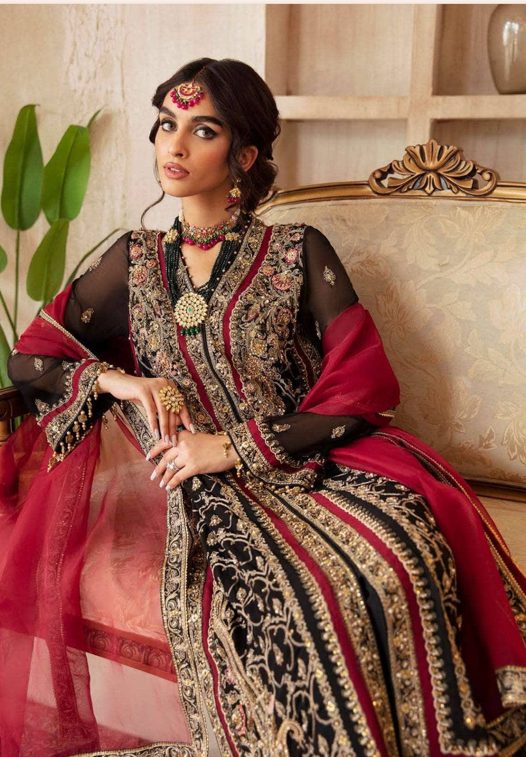img_charizma_dastaan_e_jashan_awwal_boutique