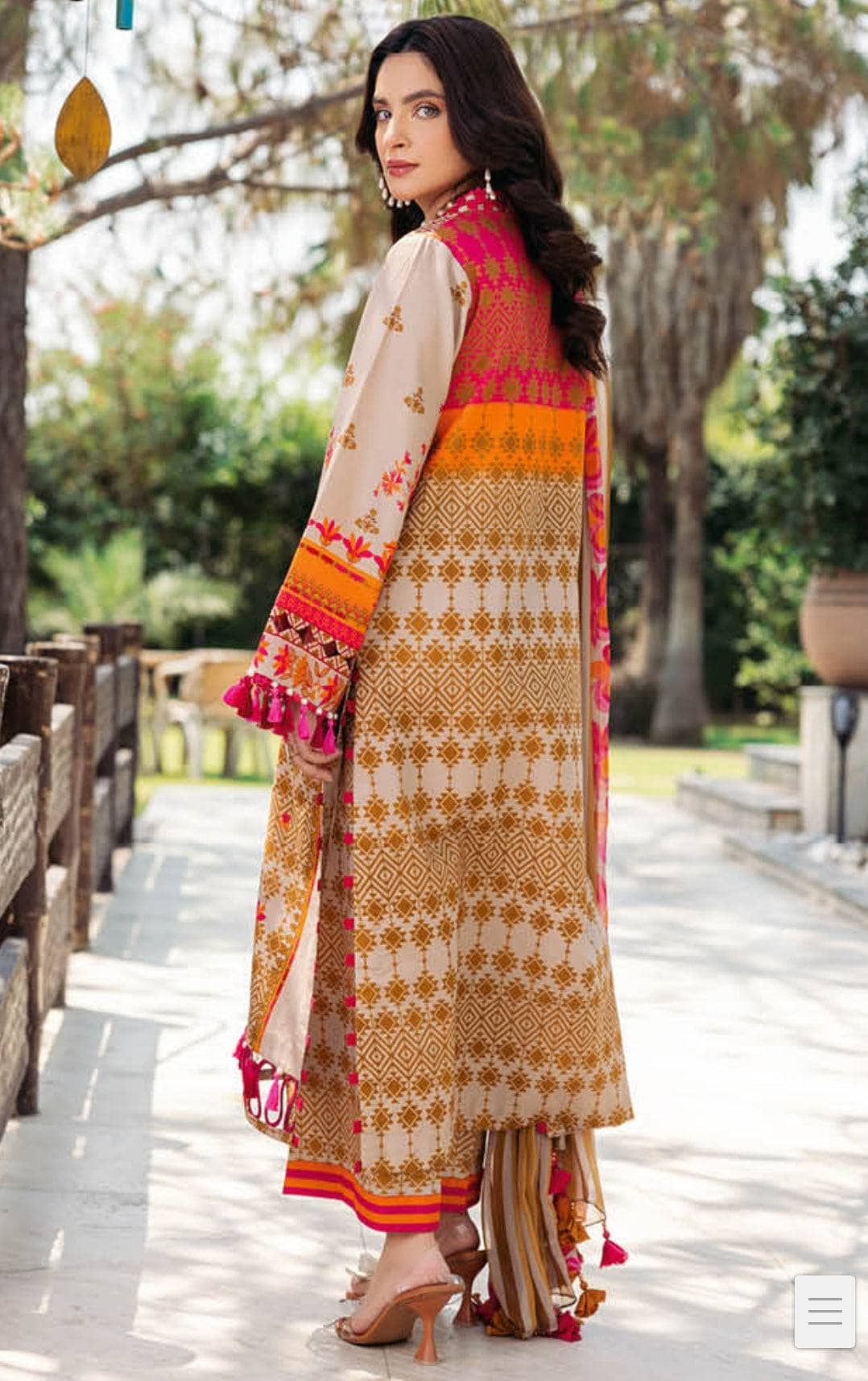 img_charizma_c_prints_fall_awwal_boutique