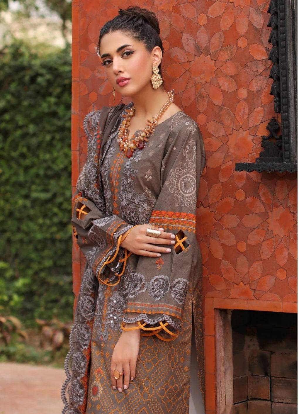 Charizma Combination Lawn 25/CCS4 27