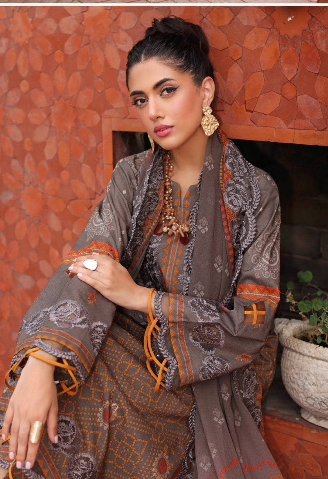 Charizma Combination Lawn 25/CCS4 27