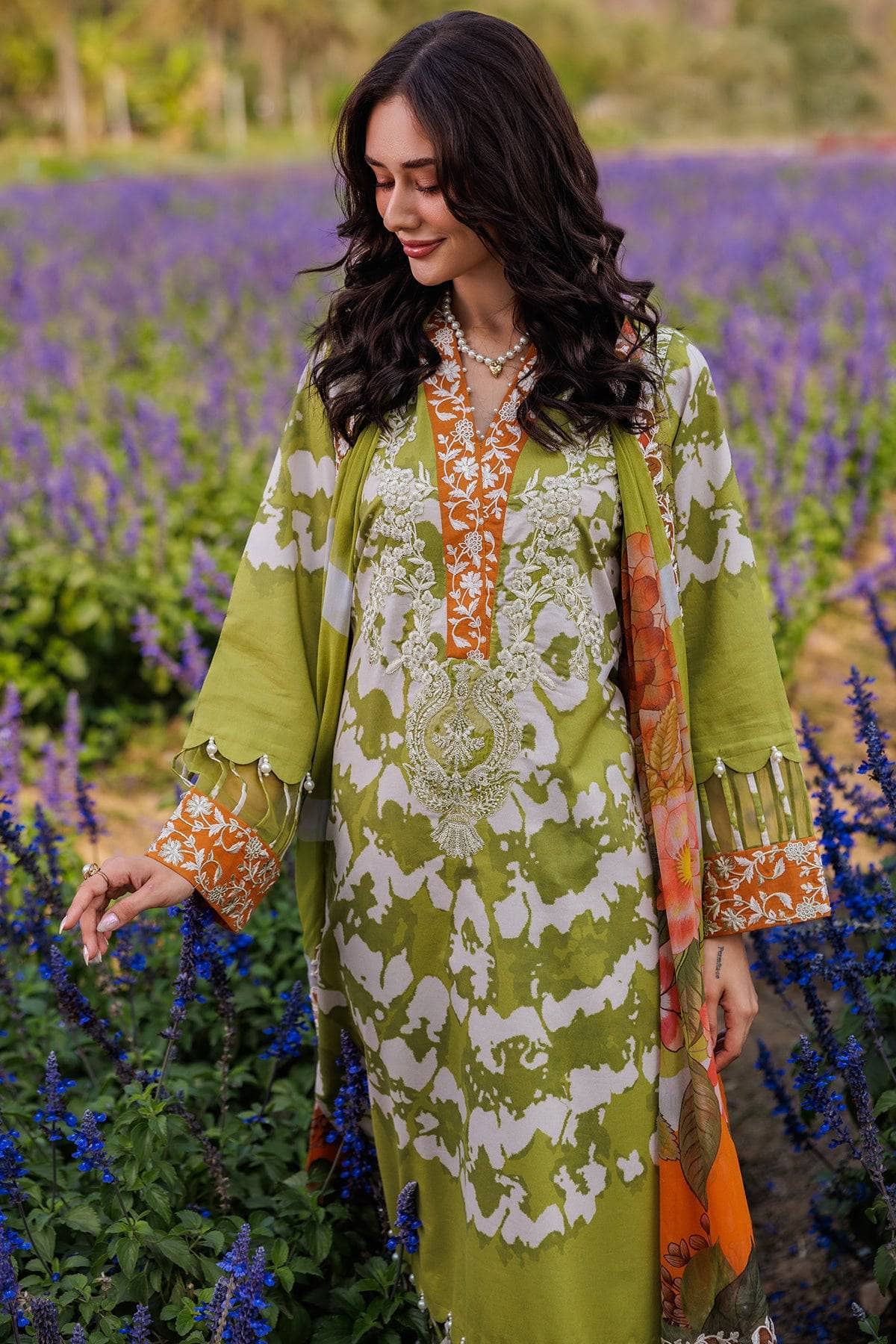 img_charizma_combination_awwal_boutique