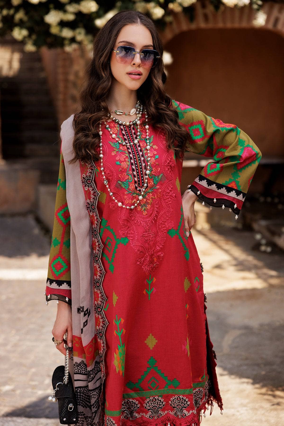 img_charizma_combination_awwal_boutique