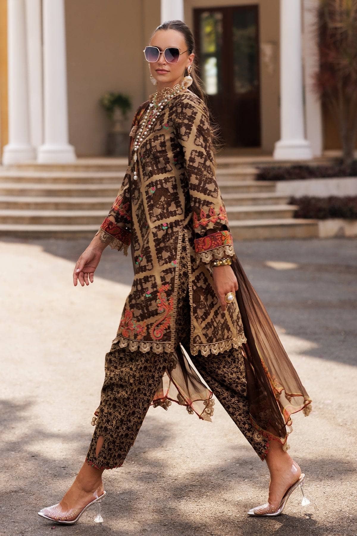 img_charizma_combination_awwal_boutique