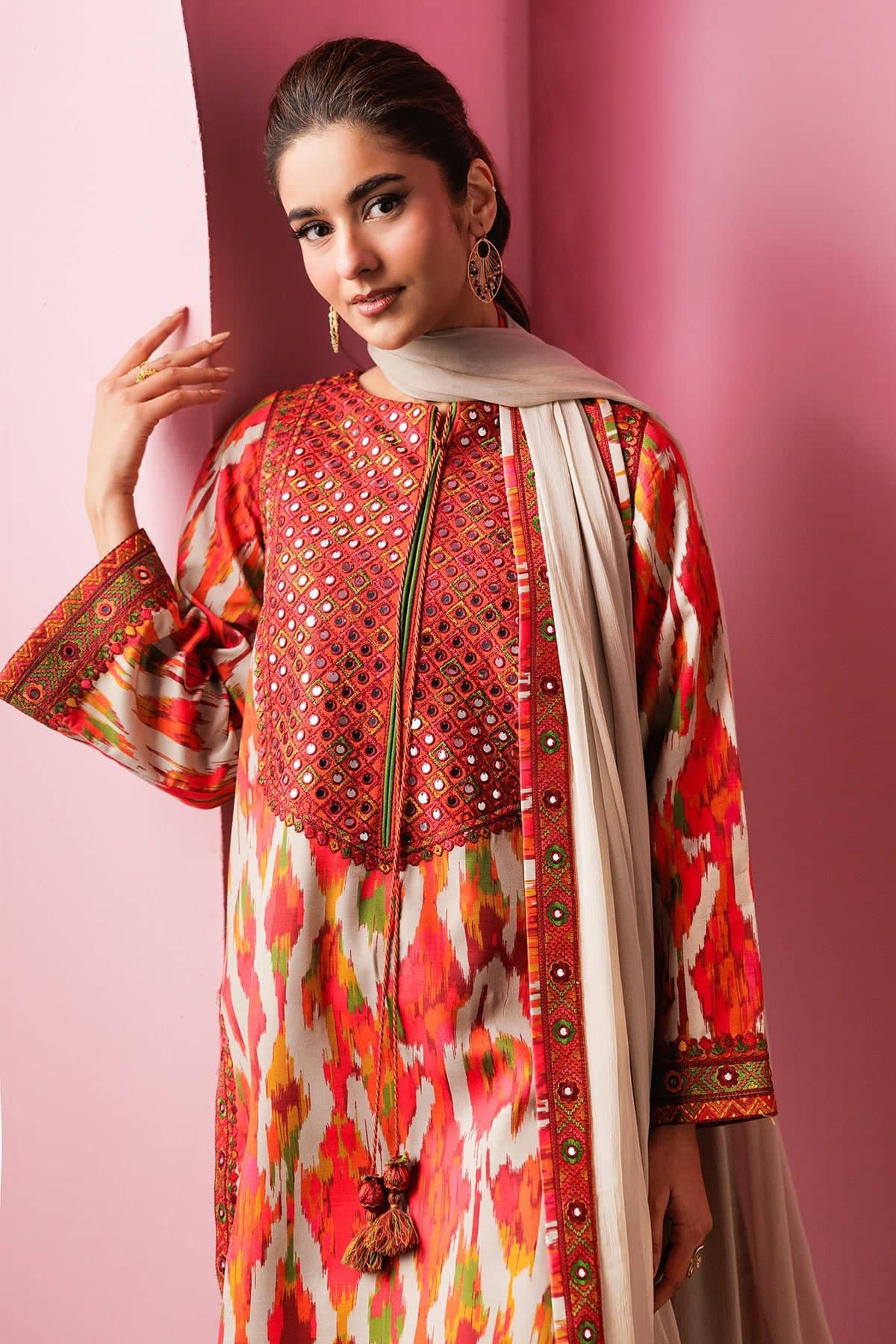 img_rang_e_bahaar_lawn_awwal_boutique