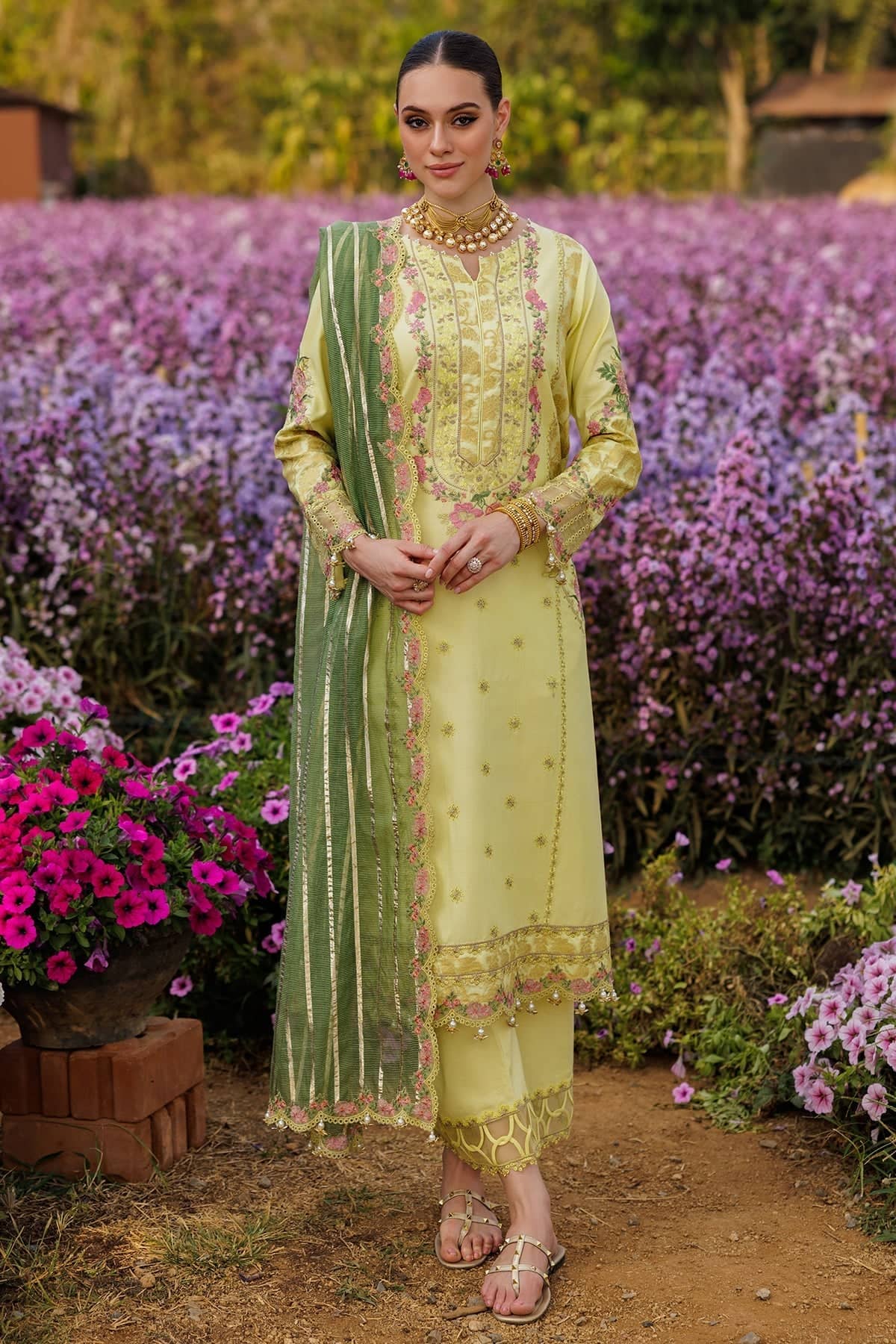 img_charizma_festive_eid_awwal_boutique