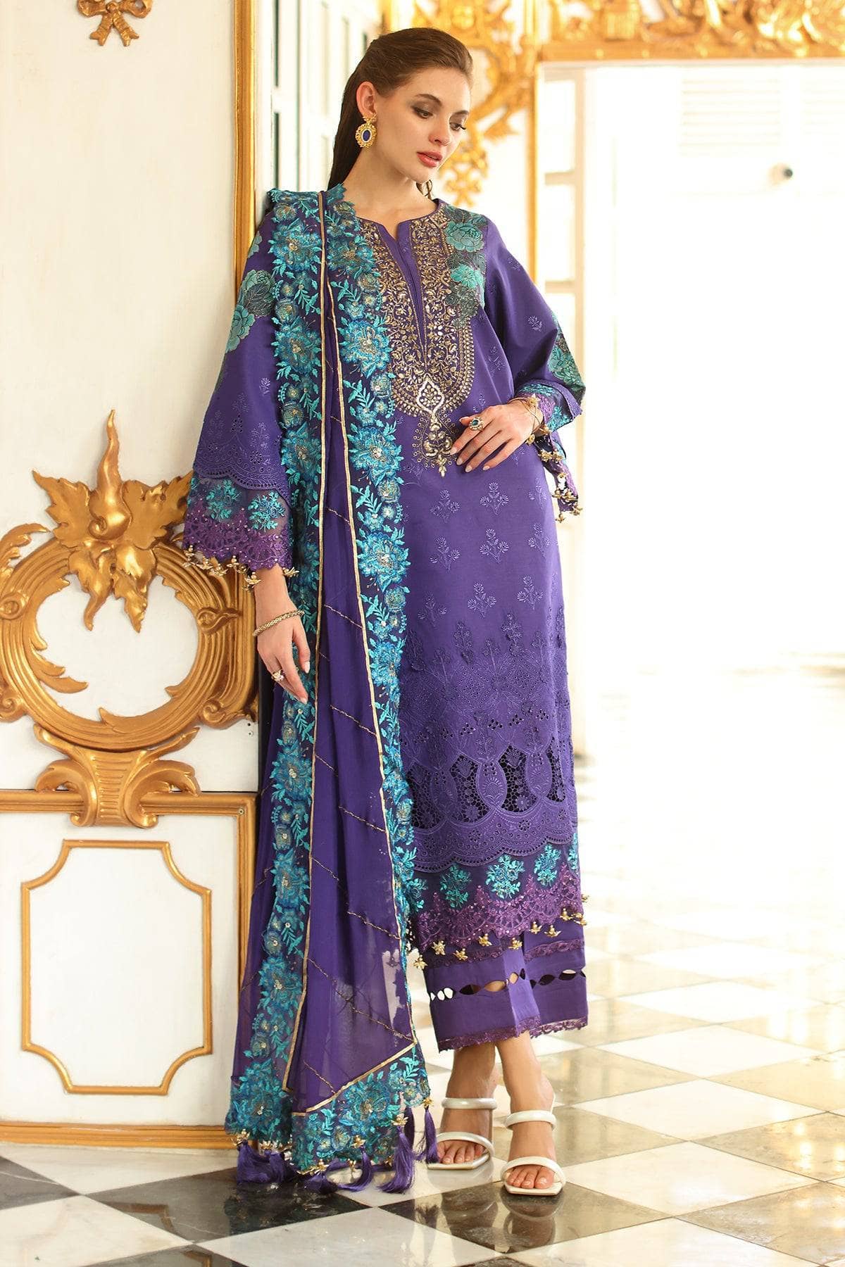img_charizma_tabeer_lawn_awwal_boutique