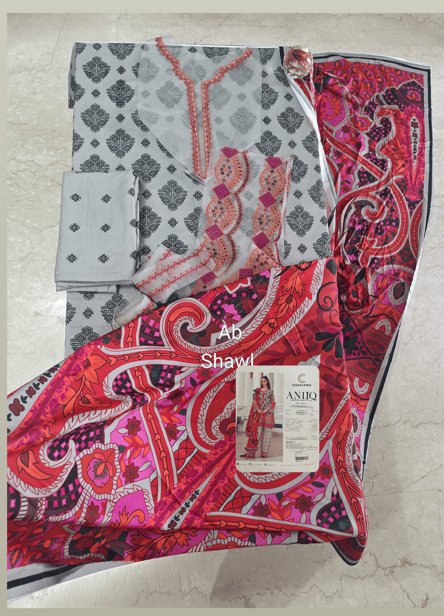 Charizma open pics Open Pic/Charizma Aniiq 25/Staple Linen Shawl