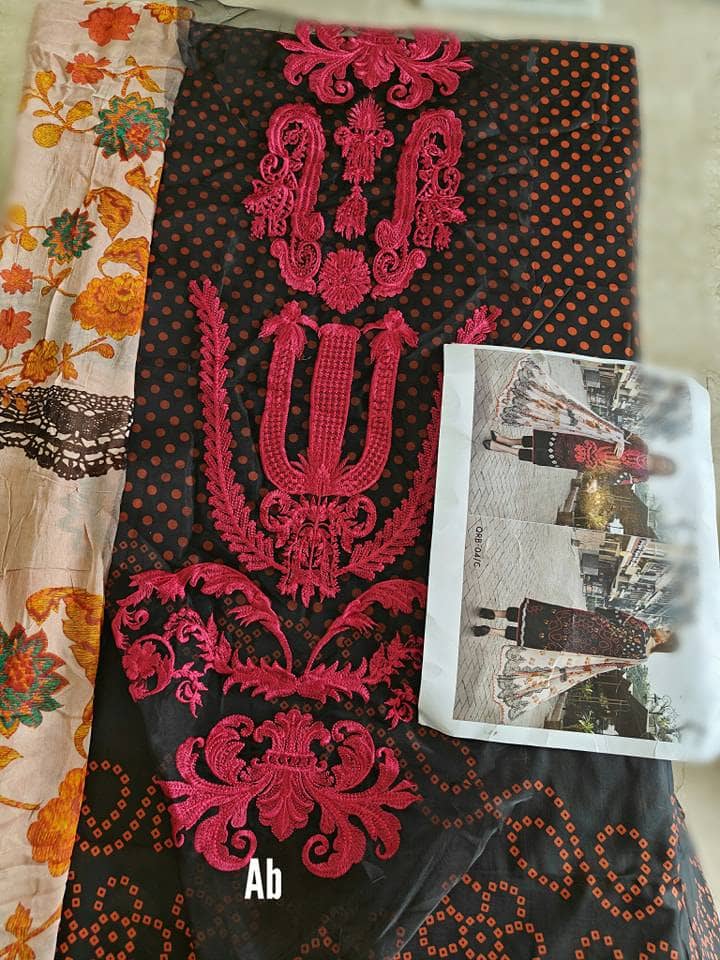 img_Charizma_Qaus_Lawn_awwal_boutique