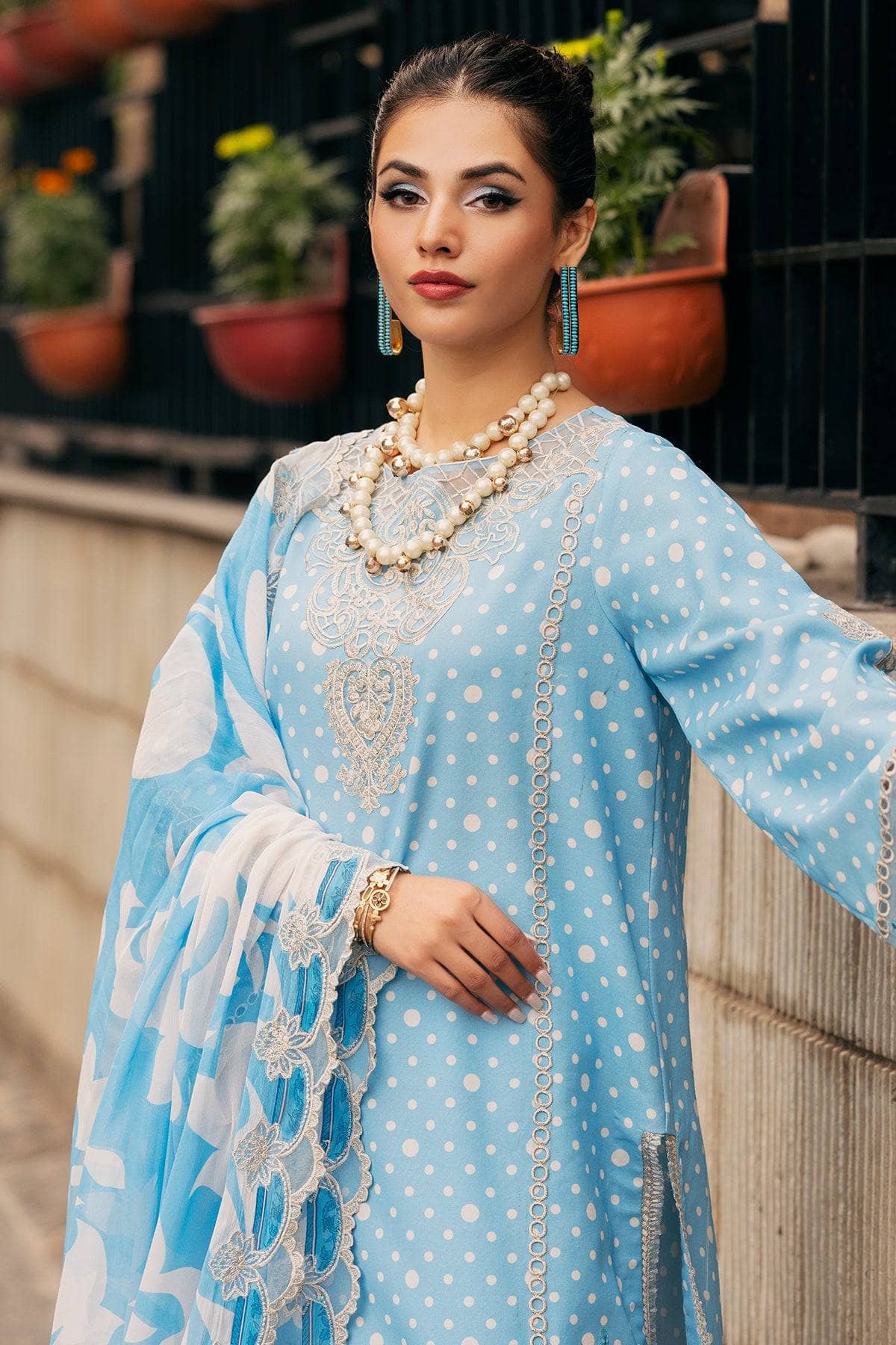 img_charizma_swiss_miss_awwal_boutique