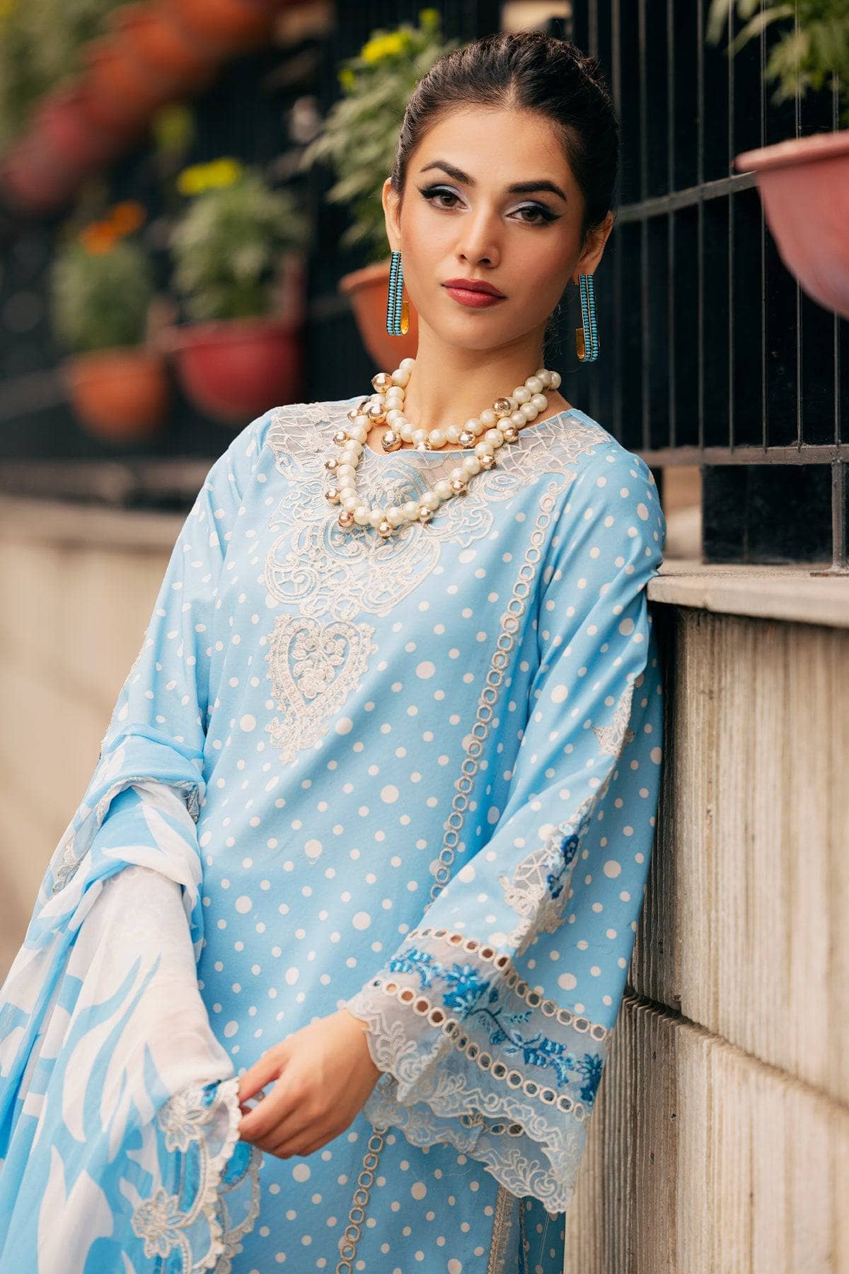 img_charizma_swiss_miss_awwal_boutique