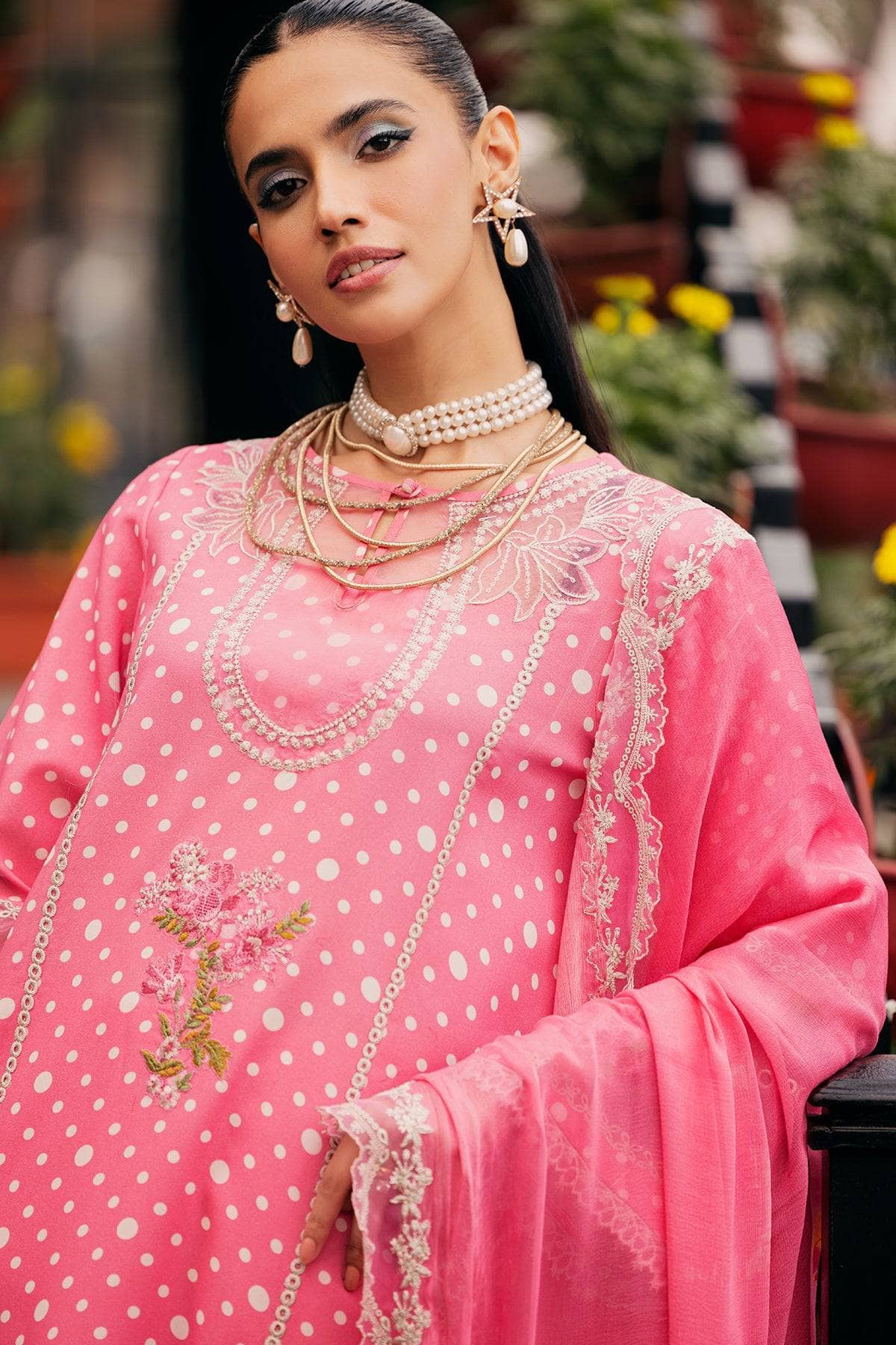 img_charizma_swiss_miss_awwal_boutique