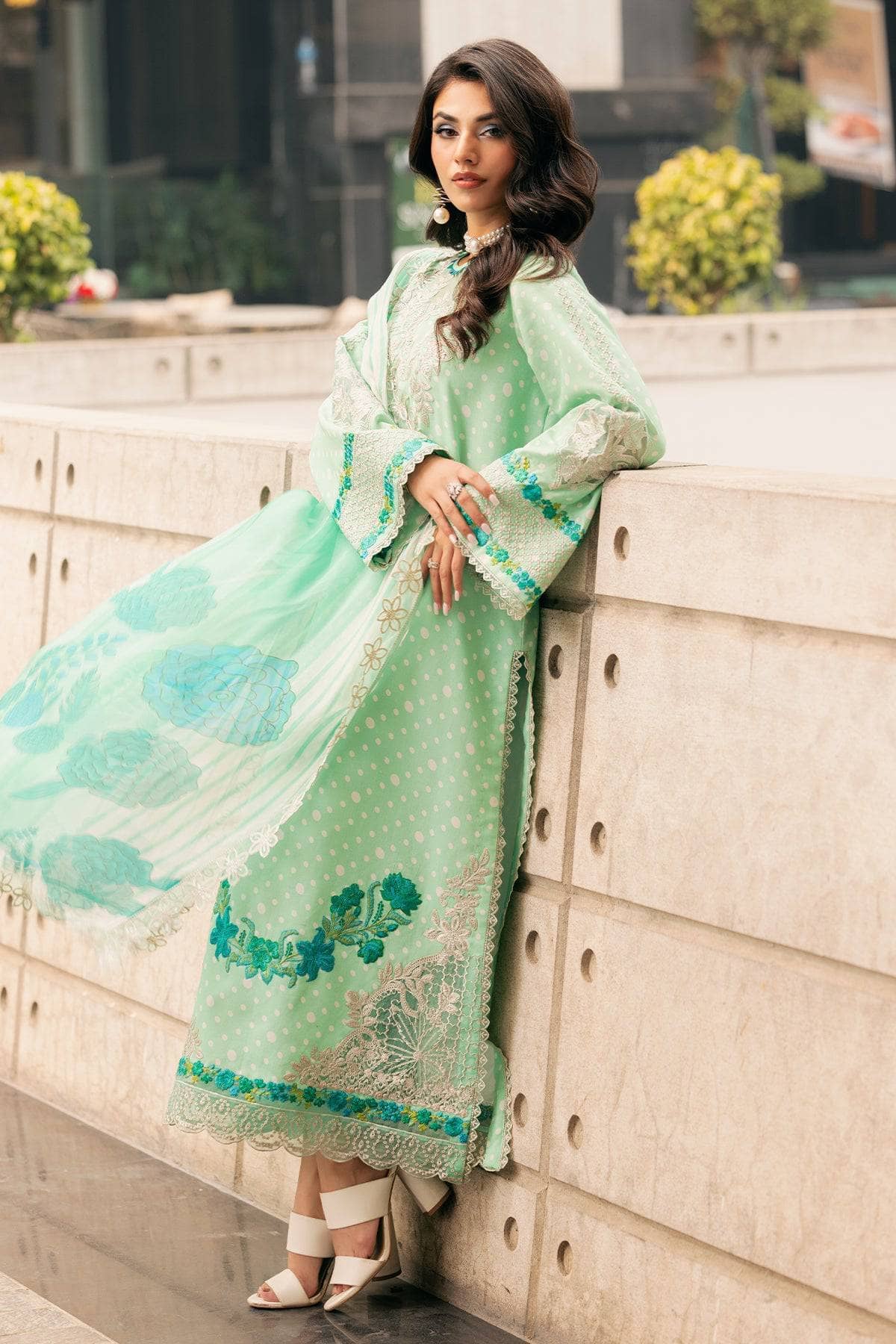 img_charizma_swiss_miss_awwal_boutique