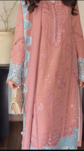 Spotted in Qalamkar Q Line Linen 25/Faye/KL 10