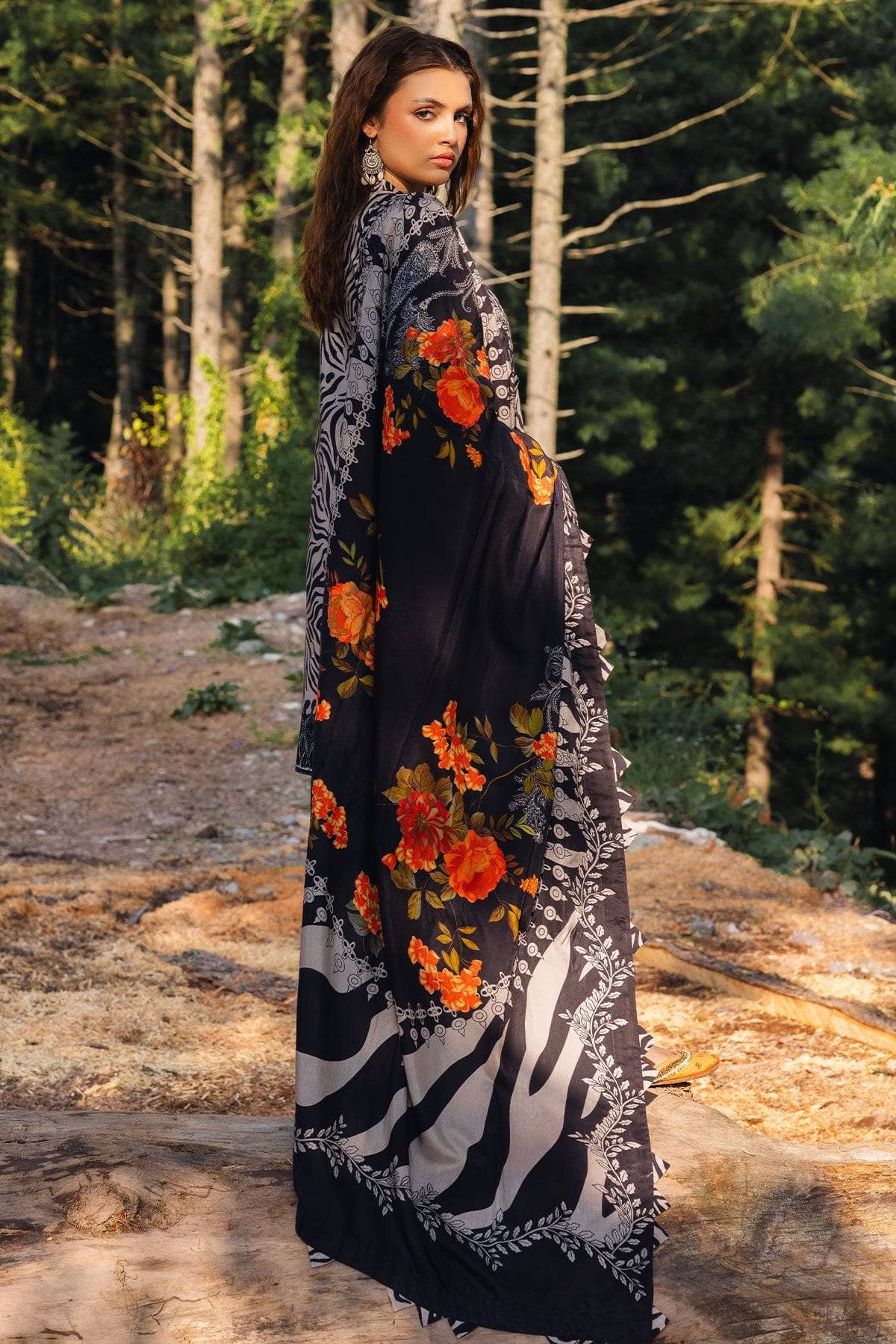 img_charizma_aniiq_staple_shawl_awwal_boutique