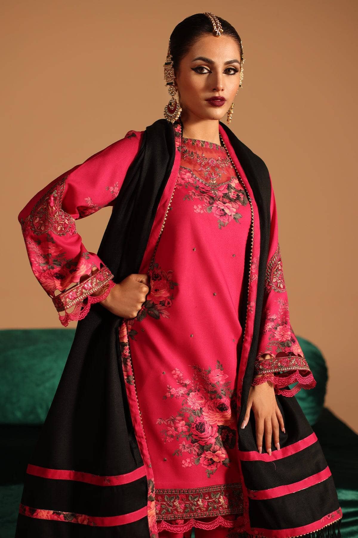 img_charizma_miraas_winter_formals_awwal_boutique
