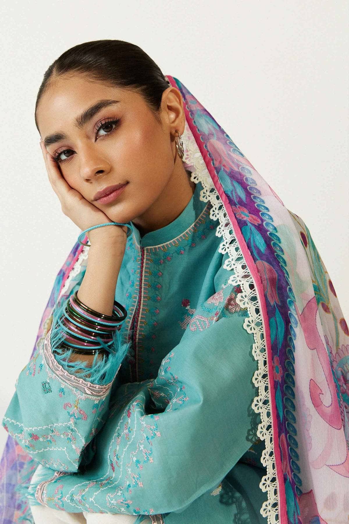 img_coco_by_zara_shahjahan_lawn_23_awwal_boutique