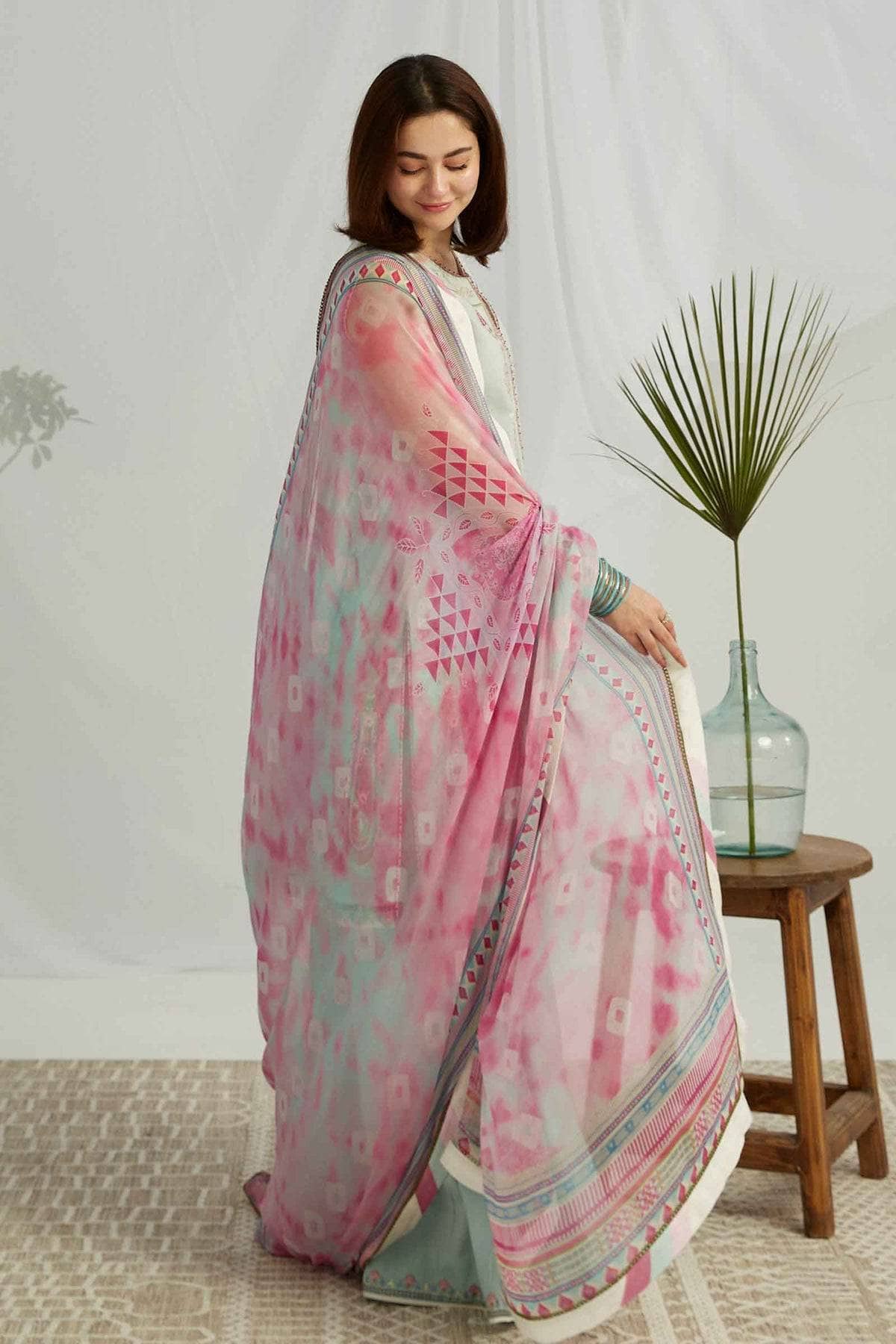 img_coco_by_zara_shahjahan_lawn_23_awwal_boutique