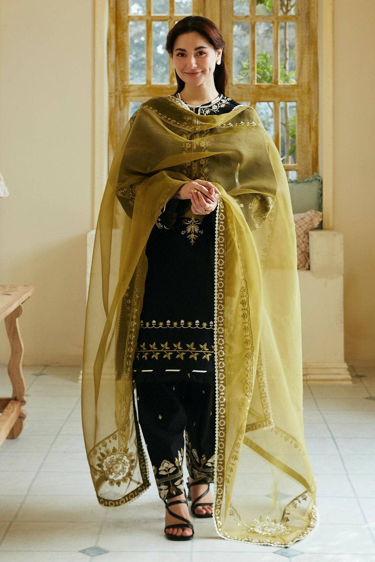 img_coco_by_zara_shahjahan_lawn_24_awwal_boutique
