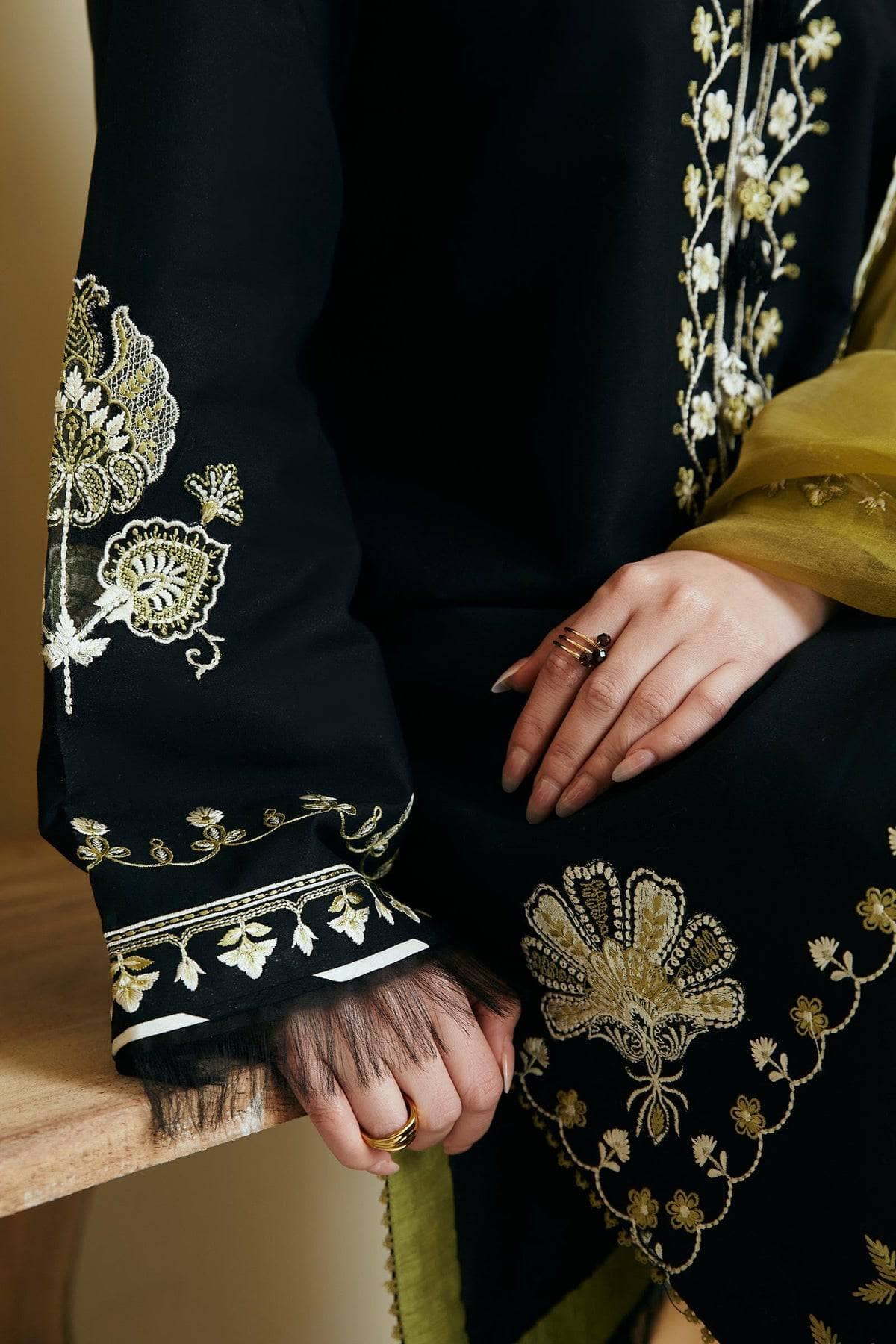 img_coco_by_zara_shahjahan_lawn_24_awwal_boutique