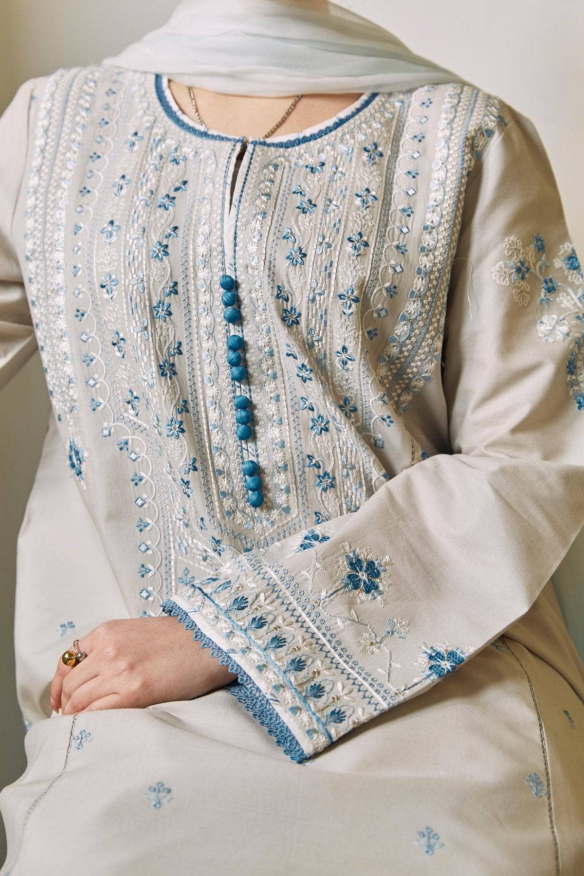 img_coco_by_zara_shahjahan_lawn_24_awwal_boutique