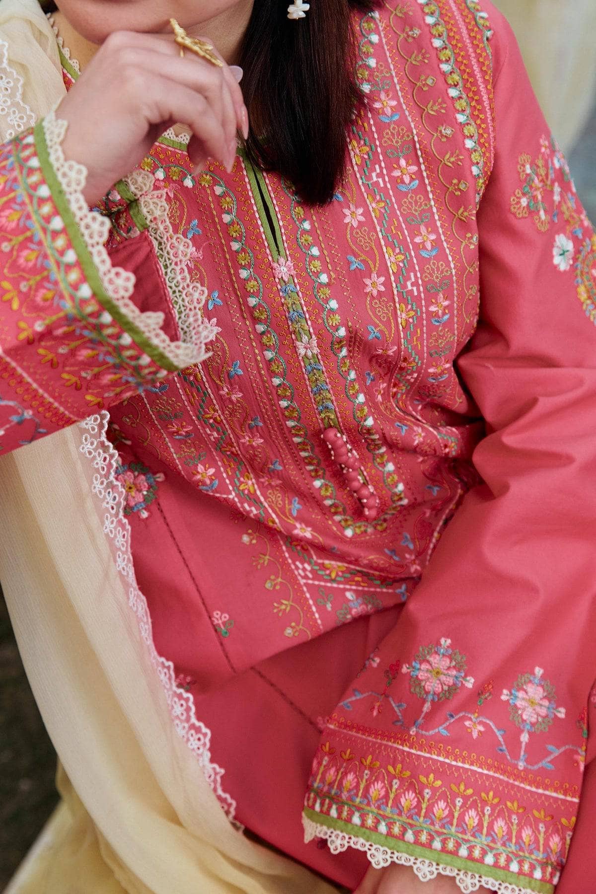 img_coco_by_zara_shahjahan_lawn_24_awwal_boutique