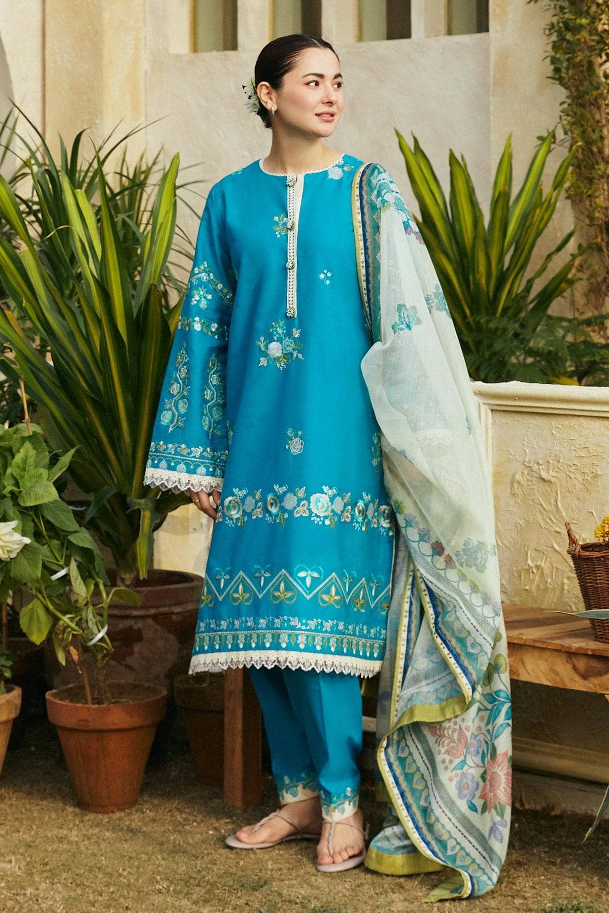img_coco_by_zara_shahjahan_lawn_24_awwal_boutique