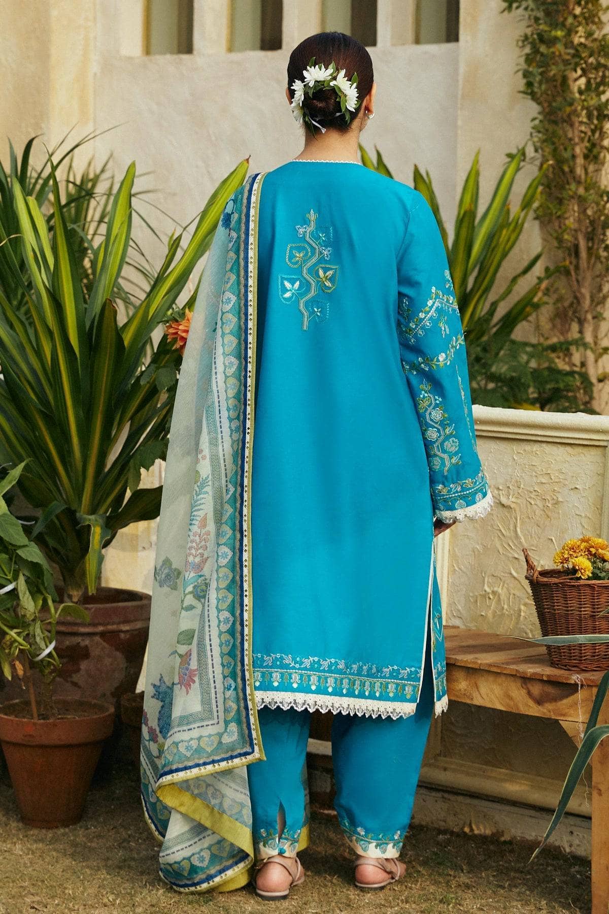 img_coco_by_zara_shahjahan_lawn_24_awwal_boutique