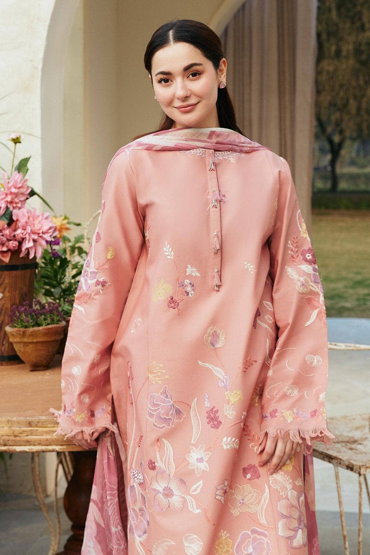 img_coco_by_zara_shahjahan_lawn_24_awwal_boutique