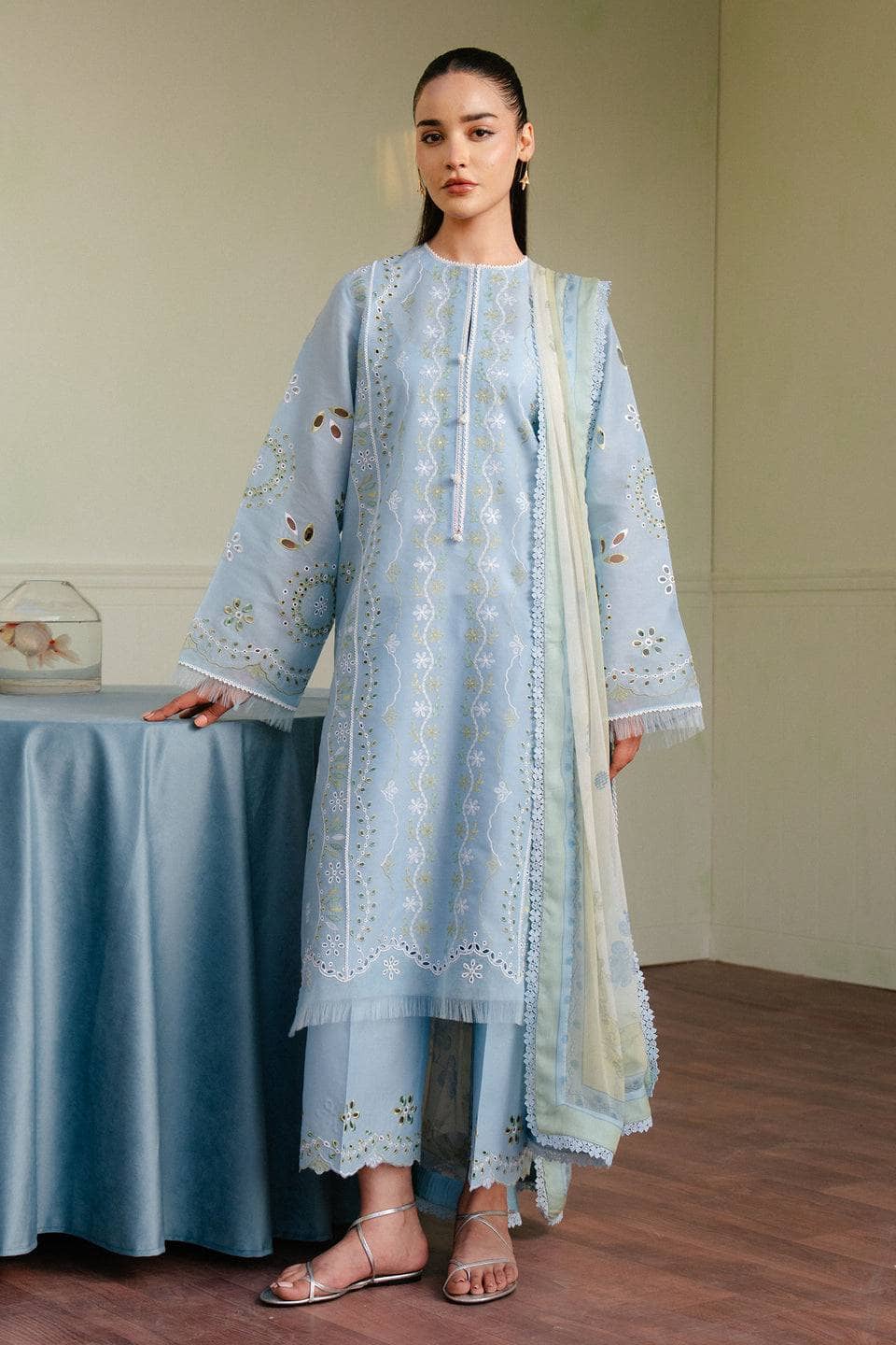 Img_coco_by_zara_shahjahan_awwal_boutique