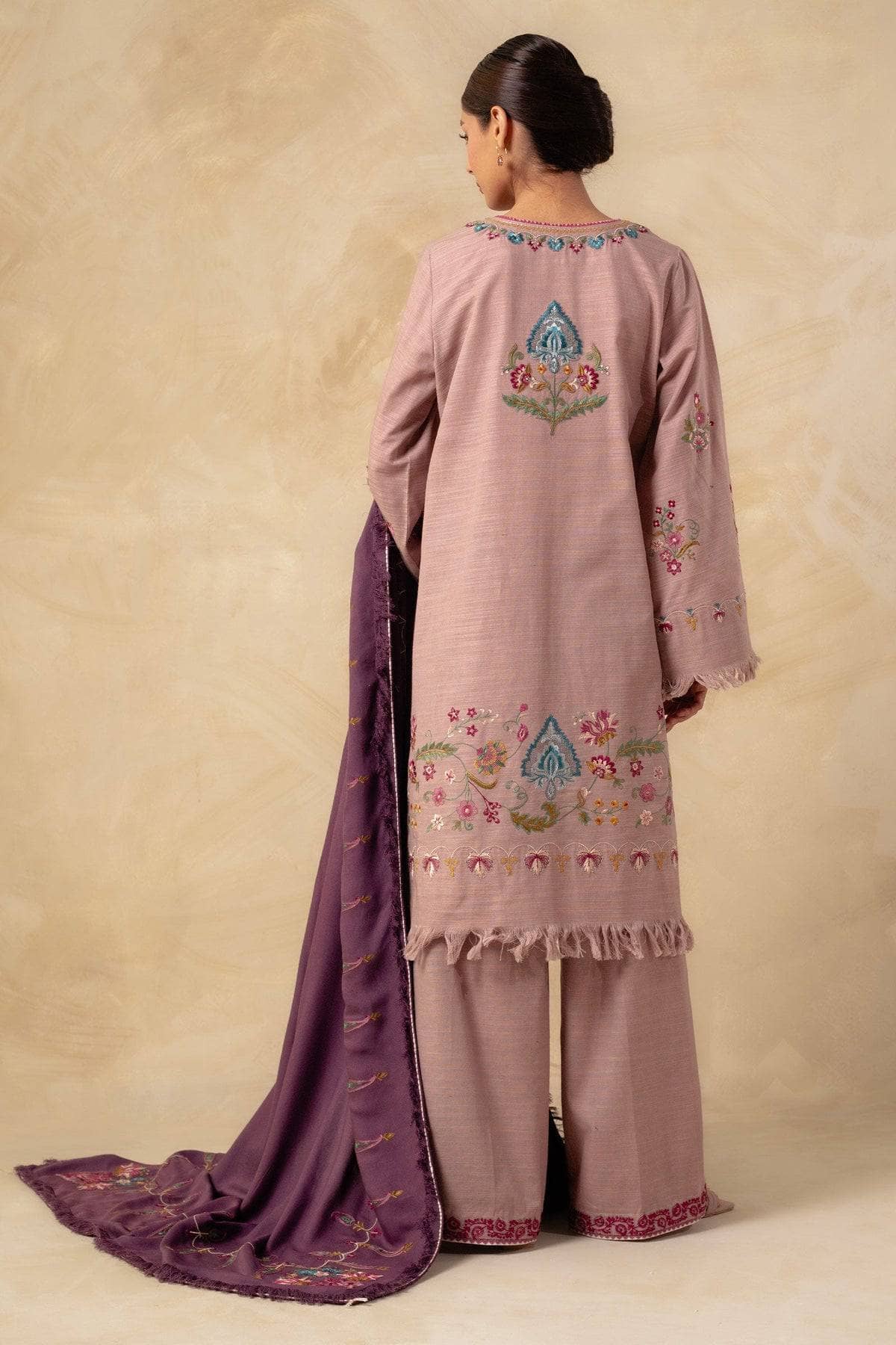 img_coco_winter_by_zara_shahjahan_awwal_boutique
