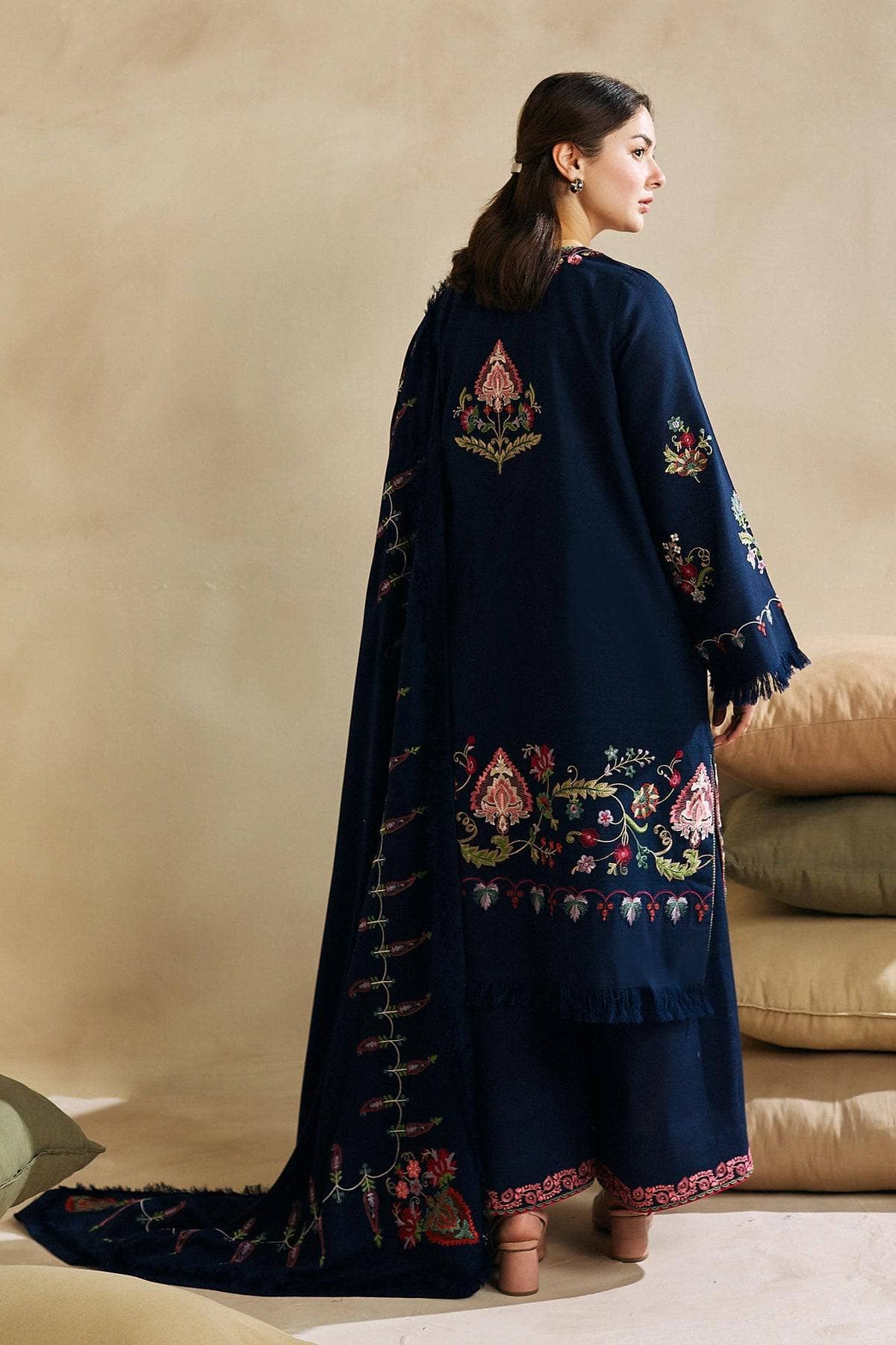 img_coco_winter_by_zara_shahjahan_awwal_boutique