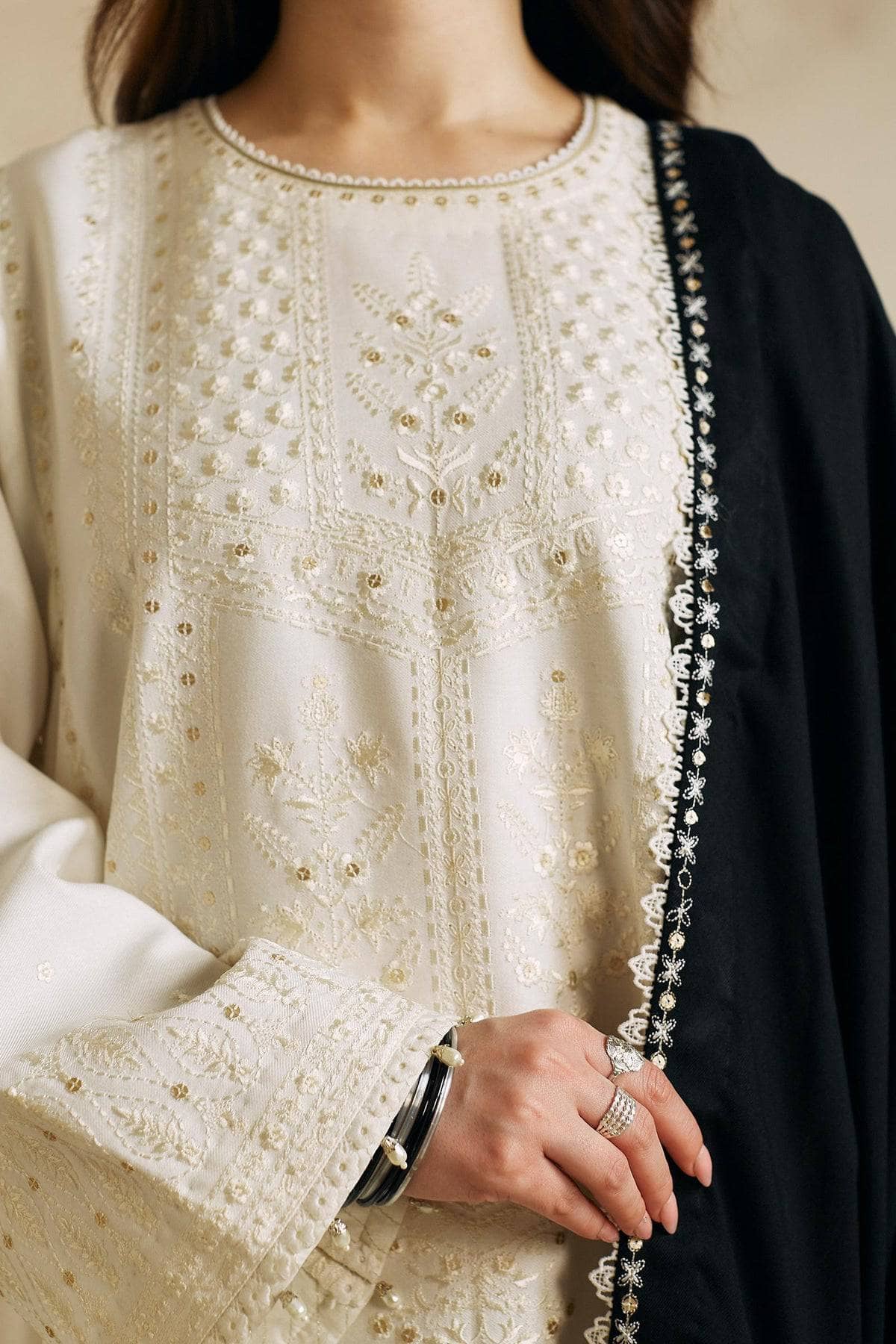 img_coco_winter_by_zara_shahjahan_awwal_boutique