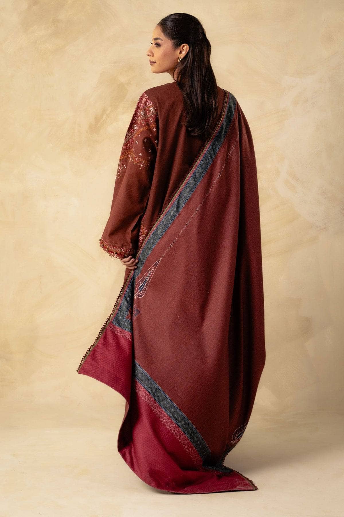 img_coco_winter_by_zara_shahjahan_awwal_boutique