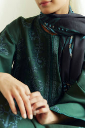 img_zara_shahjahan_coco_winter_24_awwal_boutique