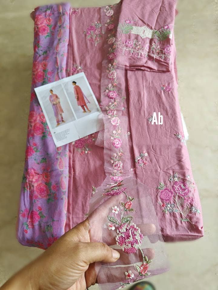 img_coco_by_zara_shahjahan_lawn_awwal_boutqiue