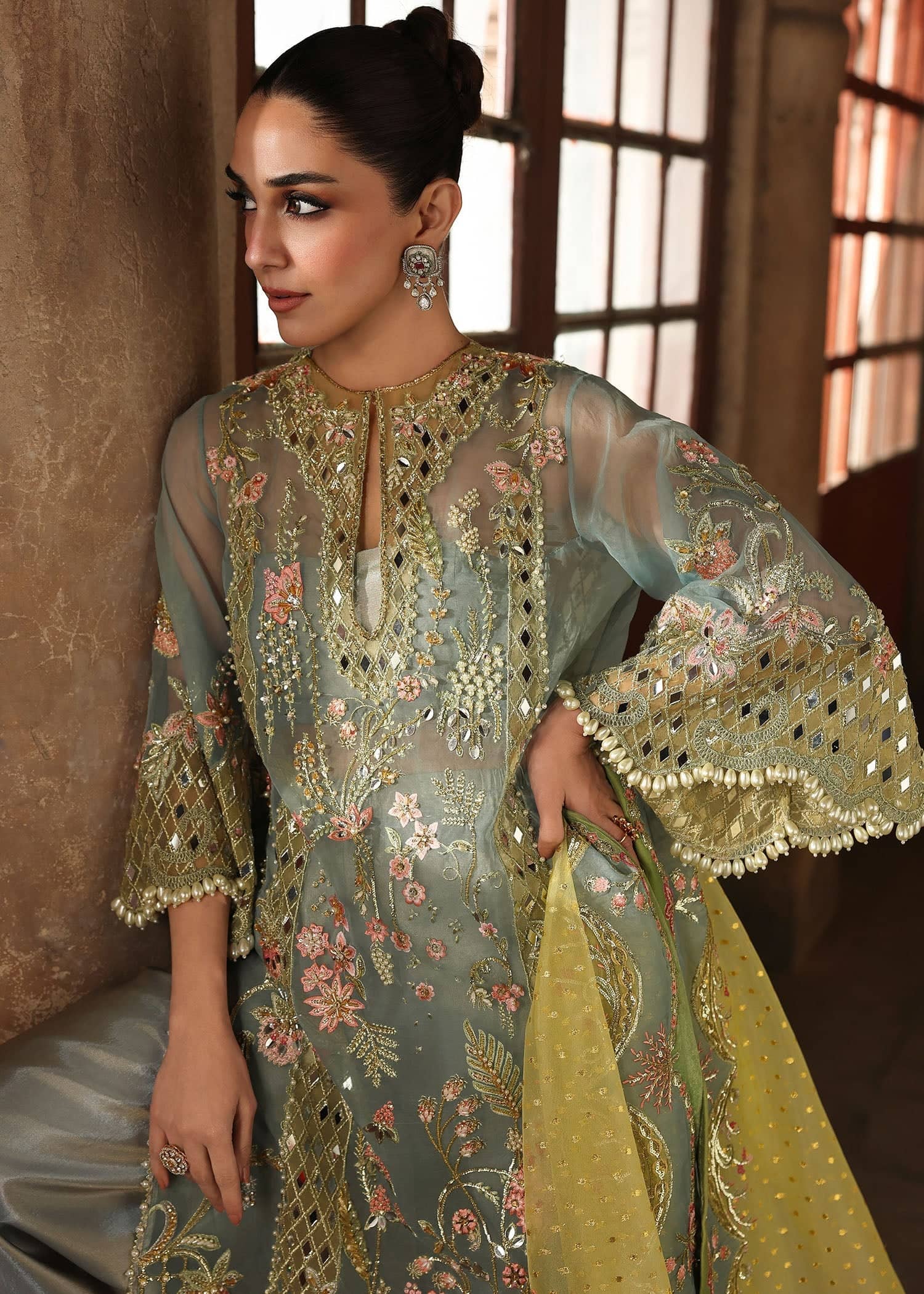 Crimson Wedding Edition/Jhalak/Sunshine Blue