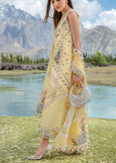 img_crimson_lawn_24_awwal_boutique