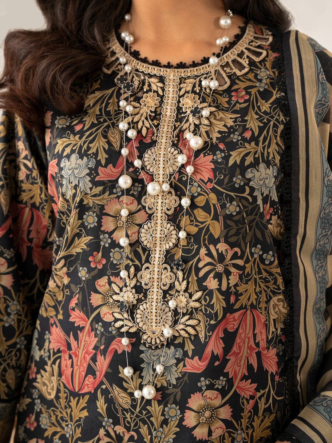 img_sable_vogue_lawn_awwal_boutique