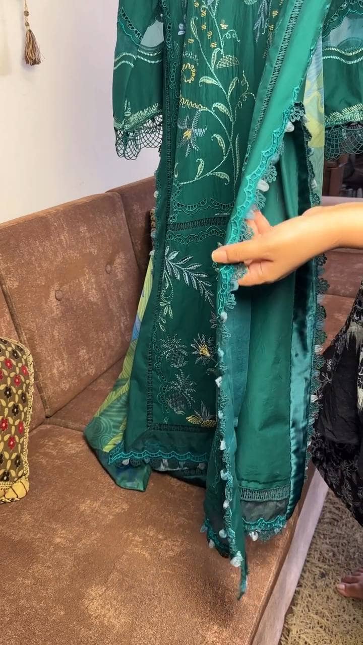 Stitched Look of Unstitched Flow by Crimson 26/BEAUTY IN BLOOM - D3B/Emerald