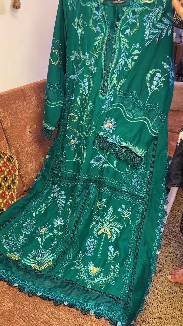 Stitched Look of Unstitched Flow by Crimson 26/BEAUTY IN BLOOM - D3B/Emerald